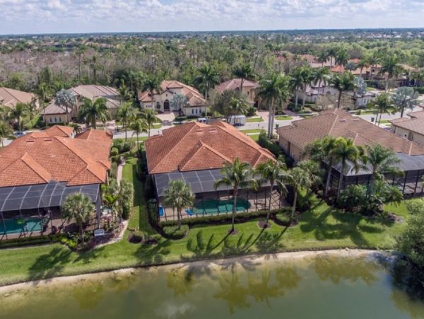 Naples Home 1028919