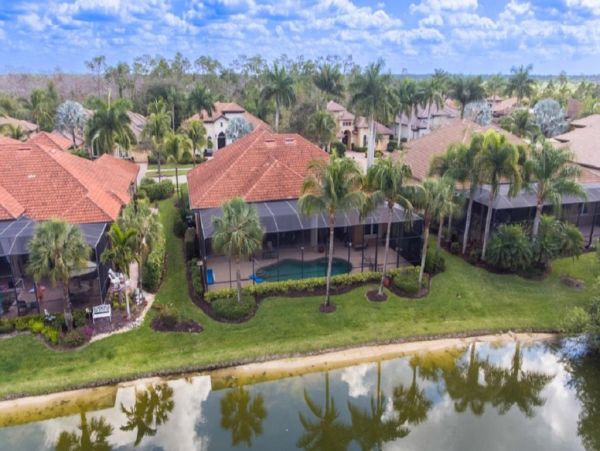 Naples Home 1028919