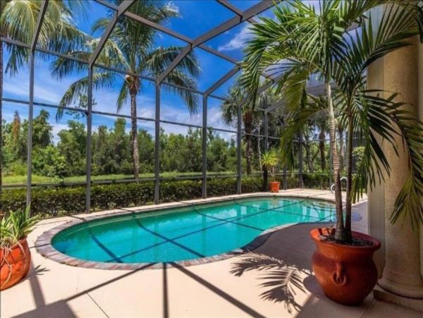 Naples Home 1028919