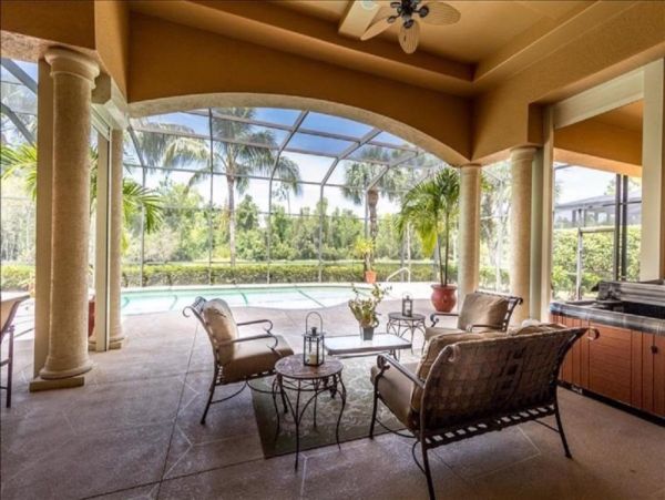 Naples Home 1028919