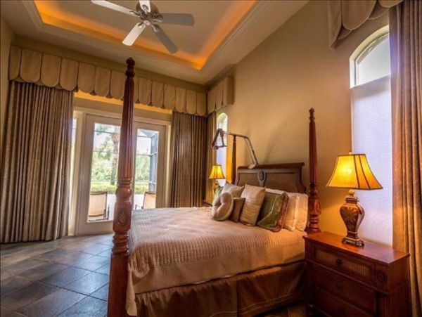 Naples Home 1028919
