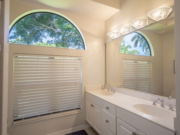 Luxury Three Bedroom Vacation Rental Home in Naples