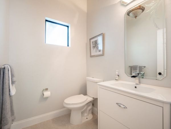 Luxury Three Bedroom Vacation Rental Home in Naples