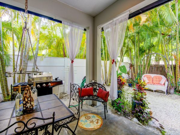 Sarasota Vacation Pool Home Two Bedroom
