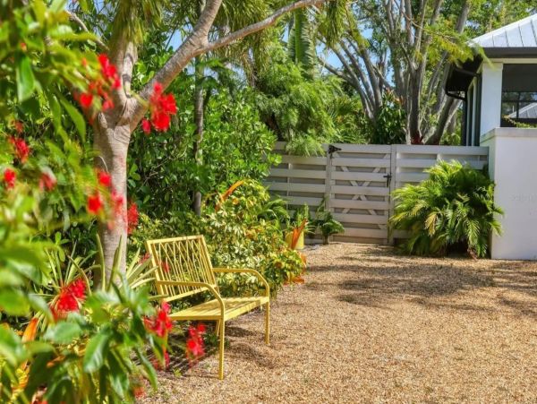 Sarasota Vacation Rental - Luxury Modern Home with Gardens & Spa