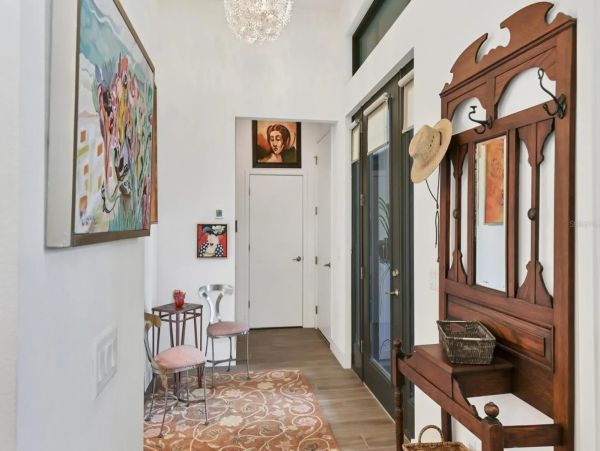Sarasota Vacation Rental - Luxury Modern Home with Gardens & Spa