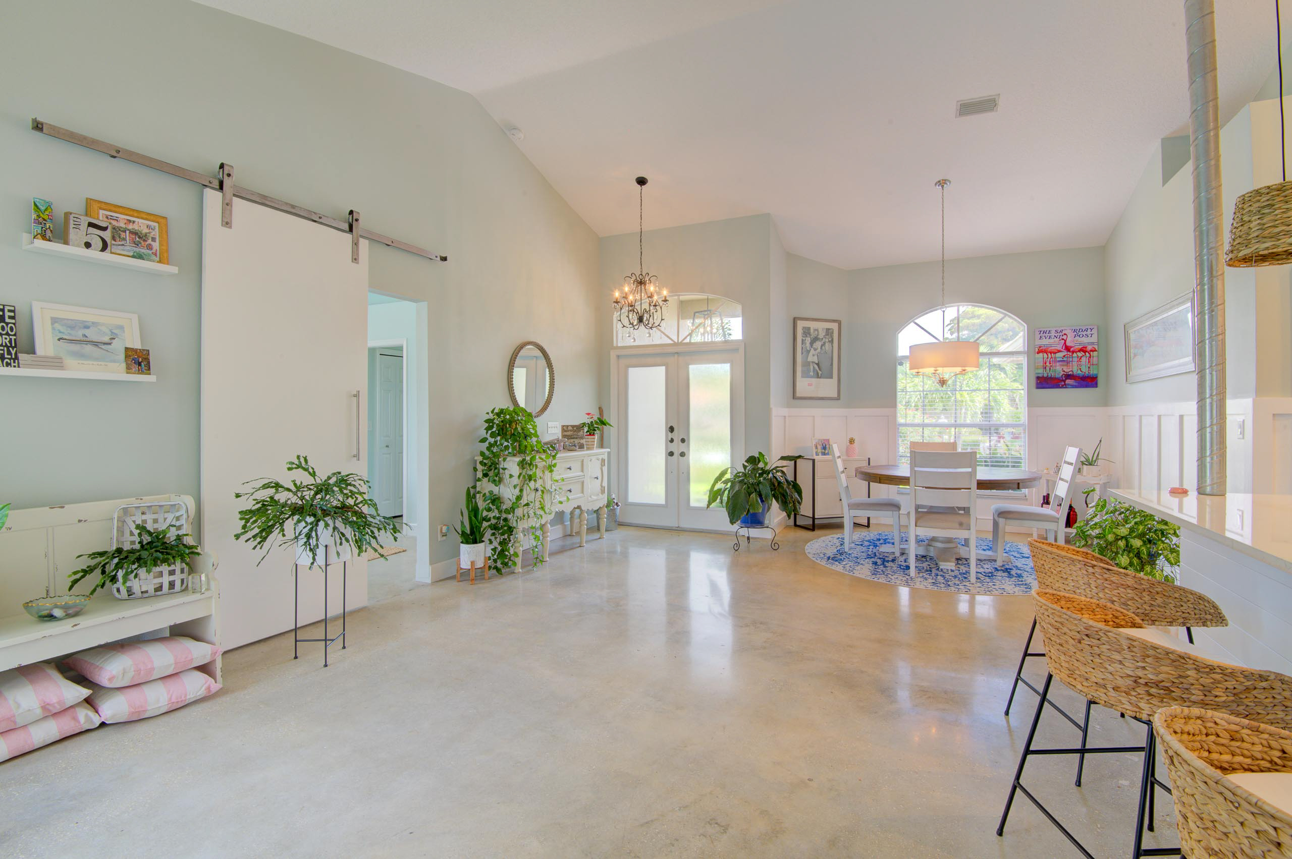 Sarasota Vacation Home Three Bedroom