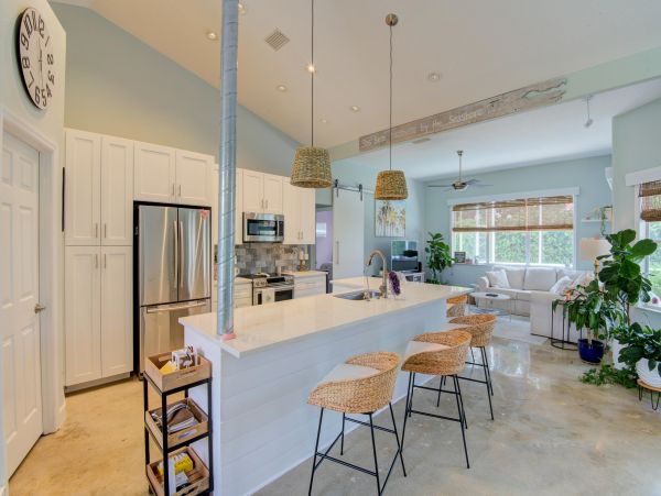 Sarasota Vacation Home Three Bedroom