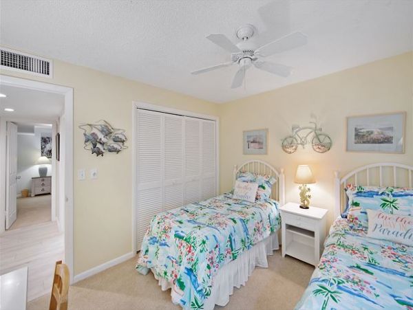 Sanibel Condo 1028950