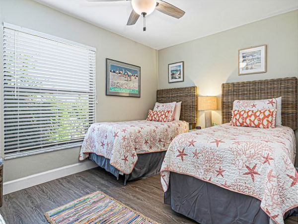 Two Bedroom Canal Front Vacation Condo in Sanibel