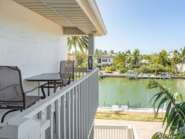Two Bedroom Canal Front Vacation Condo in Sanibel