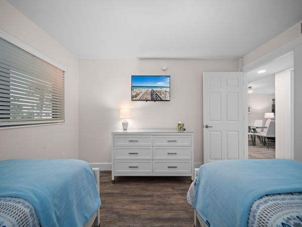 Gulf-Front Getaway with stunning Views and Comfort