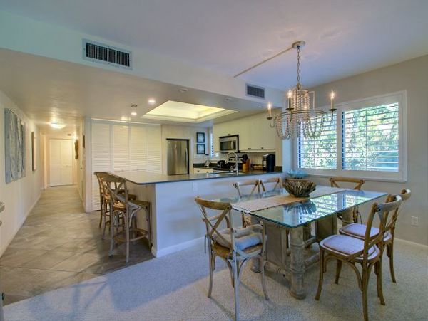 Luxury Beachfront Condo with Stunning Gulf Views - Perfect Vacation Getaway