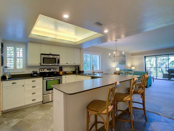 Luxury Beachfront Condo with Stunning Gulf Views - Perfect Vacation Getaway