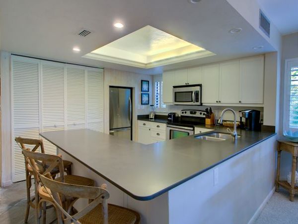 Luxury Beachfront Condo with Stunning Gulf Views - Perfect Vacation Getaway