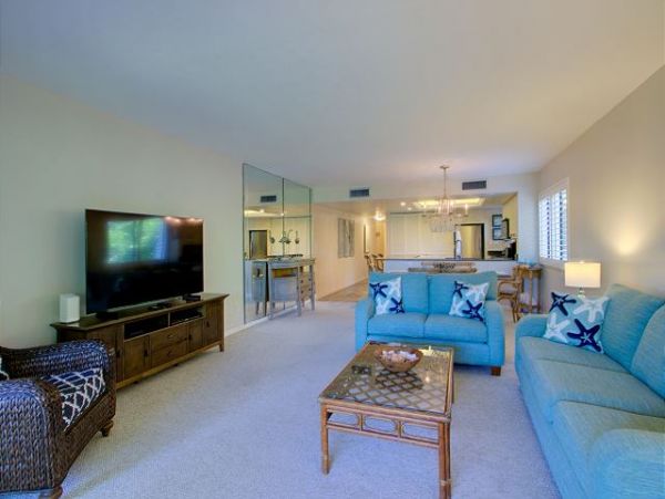 Luxury Beachfront Condo with Stunning Gulf Views - Perfect Vacation Getaway