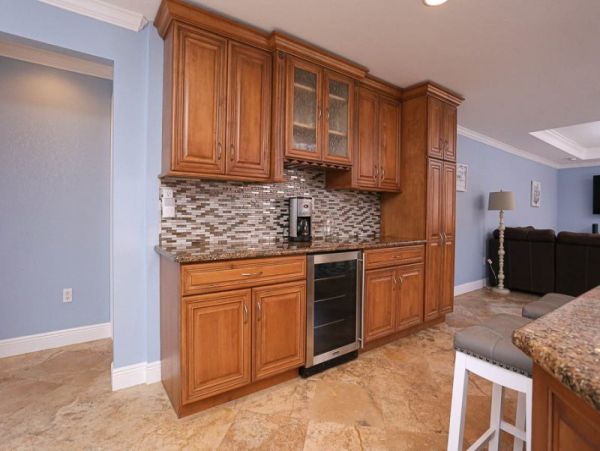 Lovely 4 Bedroom Home with Great Pool