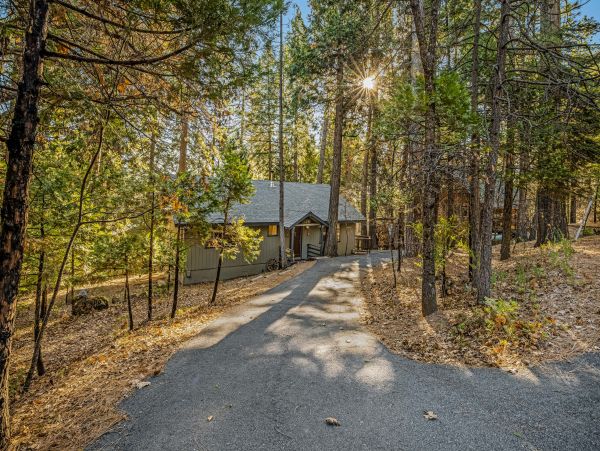 Yosemite Area Home 1028969