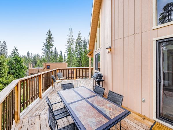 Yosemite Area Home 1028972