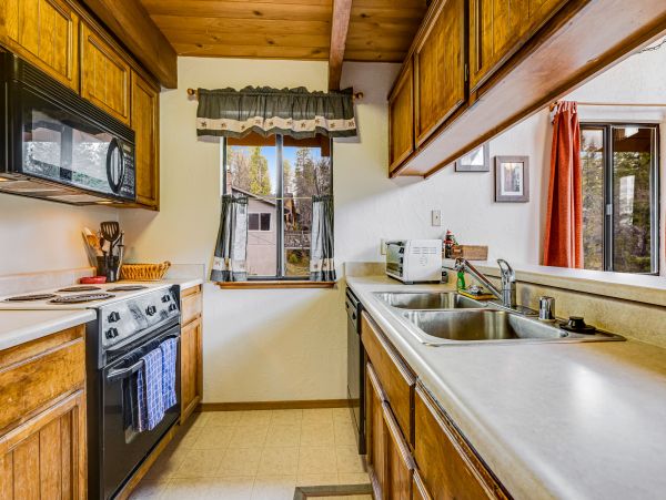 Yosemite Area Home 1028972