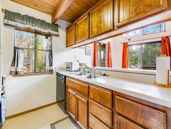 Yosemite Area Home 1028972