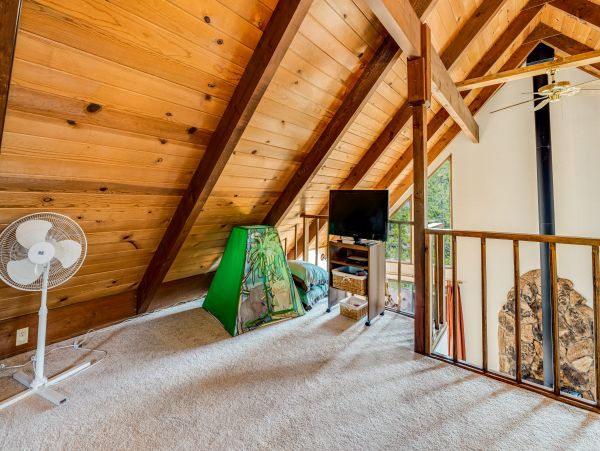 Yosemite Area Home 1028972