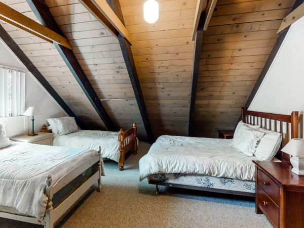 Yosemite Area Home 1028975