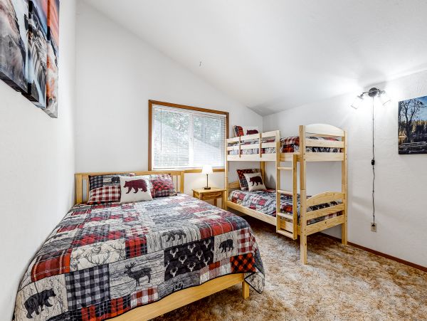 Yosemite Area Home 1028976