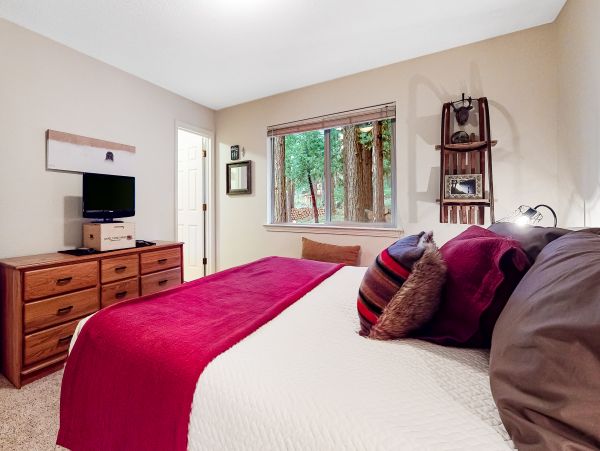Yosemite Area Home 1028977