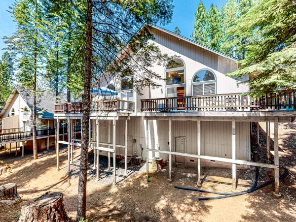 Yosemite Area Home 1028978