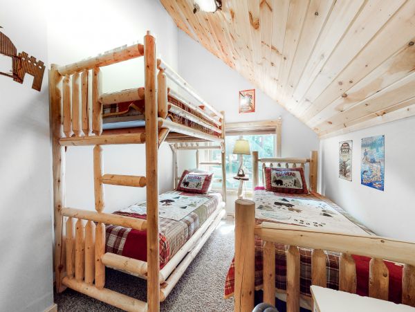 Yosemite Area Home 1028979