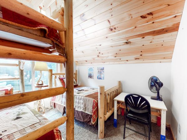 Yosemite Area Home 1028979