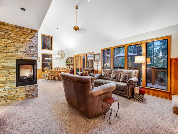 Yosemite Area Home 1028980