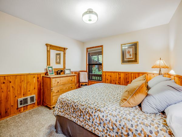 Yosemite Area Home 1028980