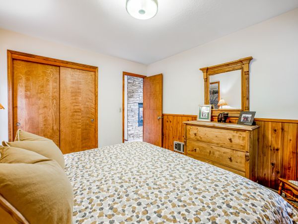 Yosemite Area Home 1028980