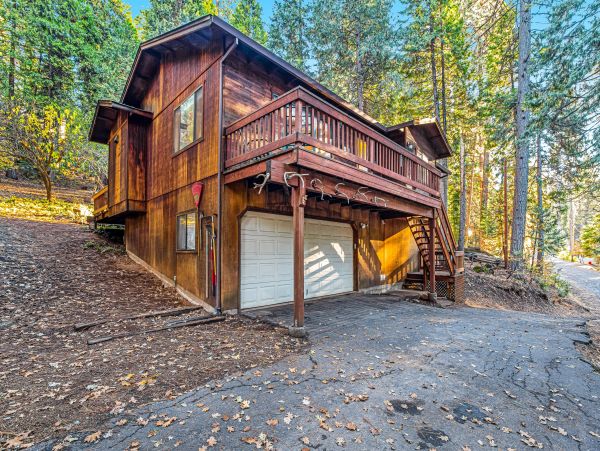 Yosemite Area Home 1028981