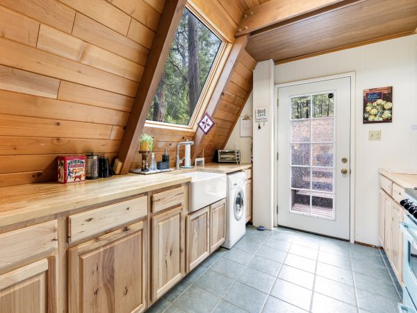 Yosemite Area Home 1028982