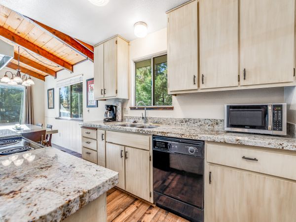 Yosemite Area Home 1028983