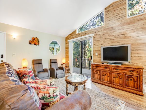 Yosemite Area Home 1028985