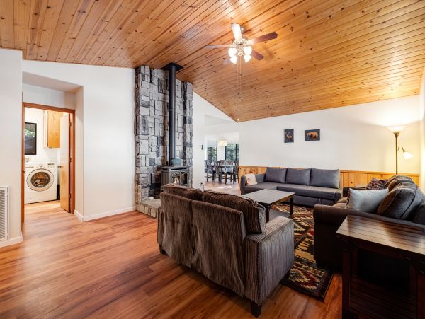 Yosemite Area Home 1028986