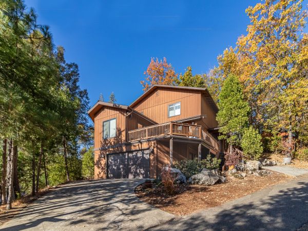 Yosemite Area Home 1028990