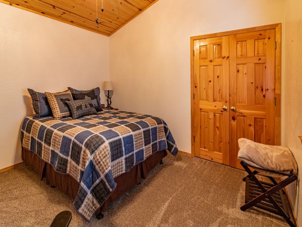 Yosemite Area Home 1028995