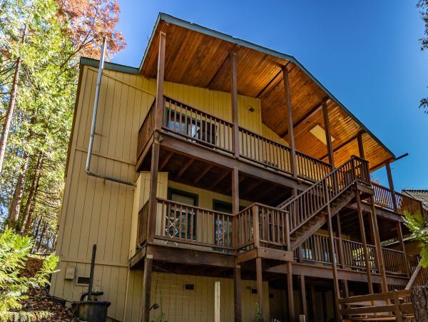 Yosemite Area Home 1028996