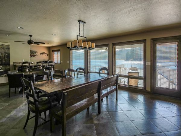 Yosemite Area Home 1028997