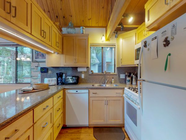 Yosemite Area Home 1029036
