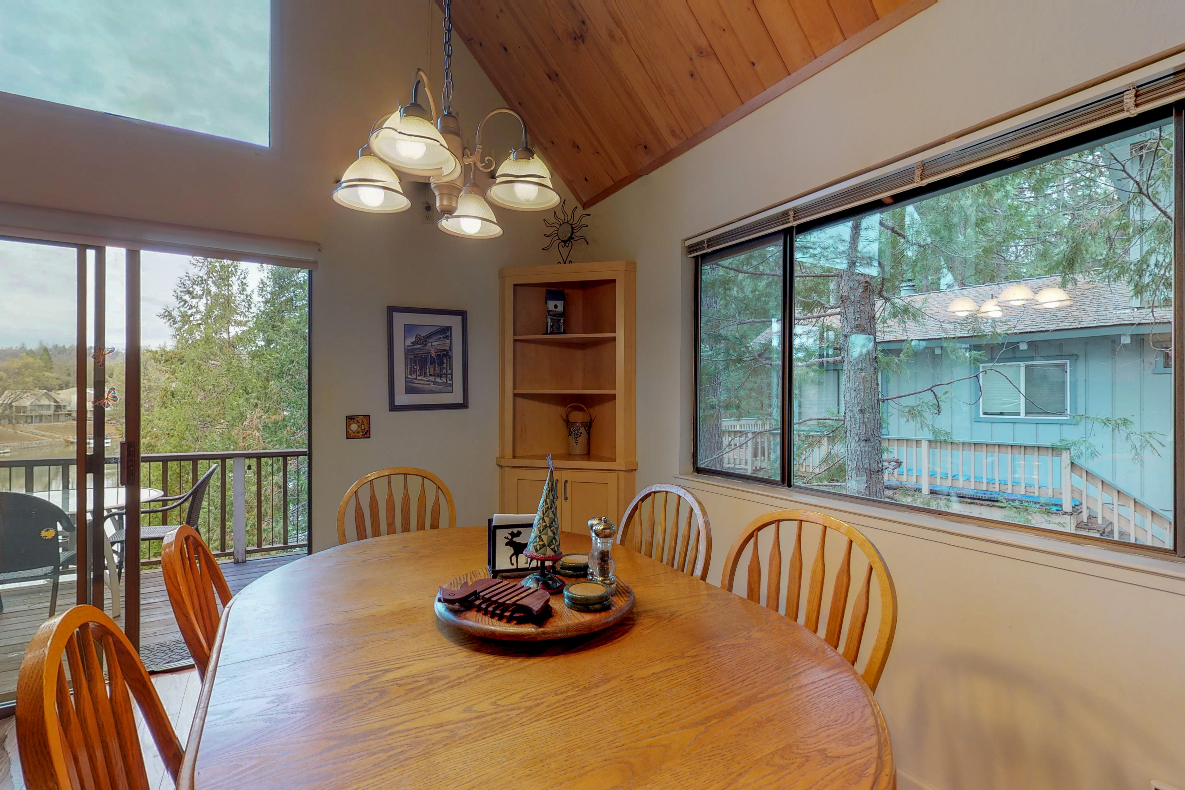 Yosemite Area Home 1029036