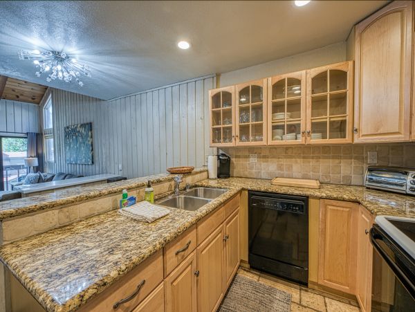 Yosemite Area Home 1029053