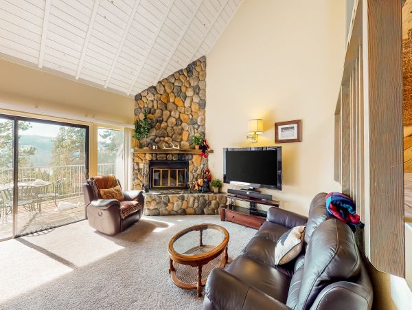 Yosemite Area Home 1029054