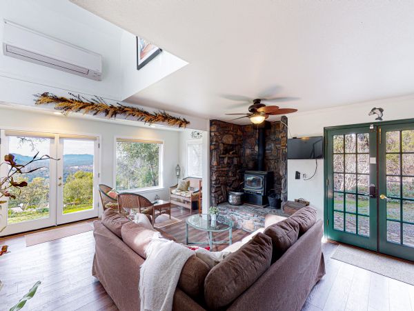 Yosemite Area Home 1029068
