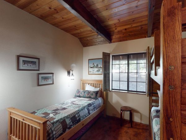 Yosemite Area Home 1029074